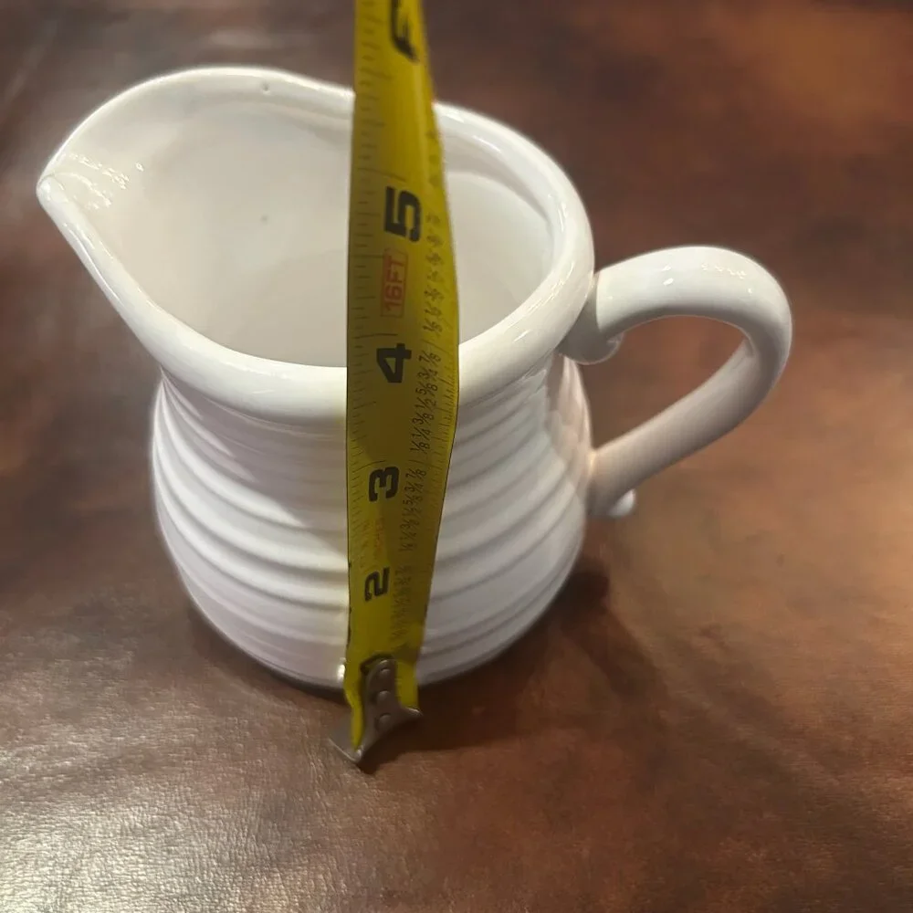 NWT Set of 2 White French Country Style Textured Creamers Jugs Pitchers - Picture 10 of 13